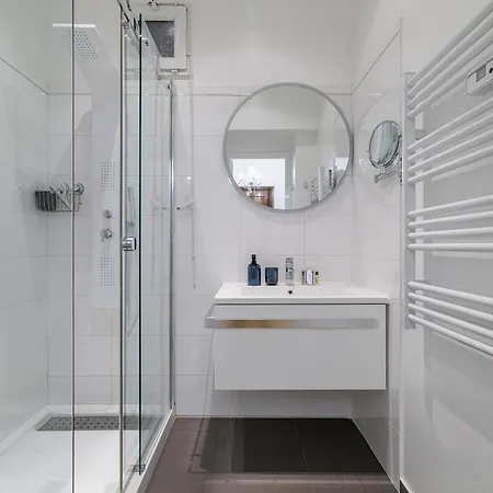 Capitol Close To The - Happy * Nice