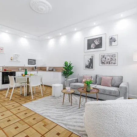 Capitol Close To The - Happy * Nice